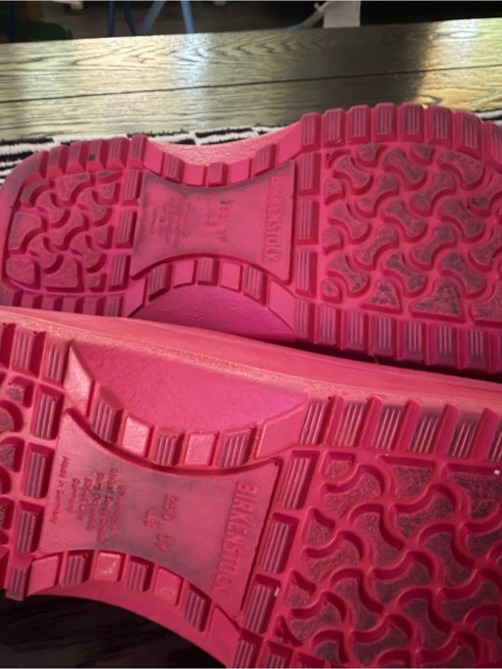 Birkenstock Super-Birki clogs in the vibrant Raspberry Sorbet size 8 - Picture 8 of 12